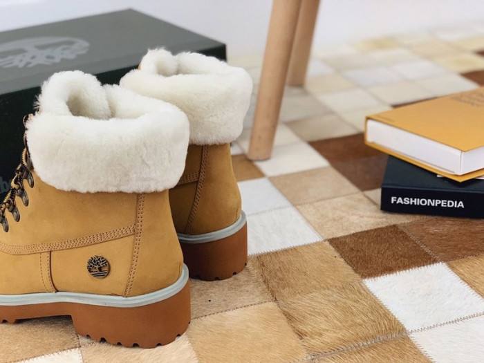 TIMBERLAND BOOTS