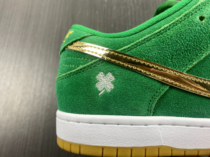 nike sb dunk low pro st. patrick