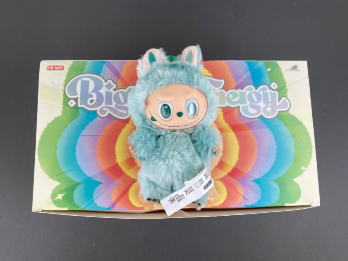POP MART LABUBU SUIT 202507021