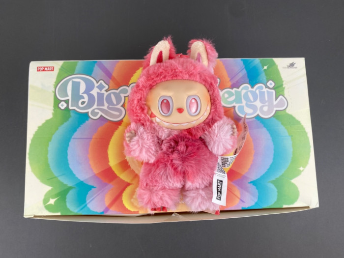 POP MART LABUBU SUIT 202507021