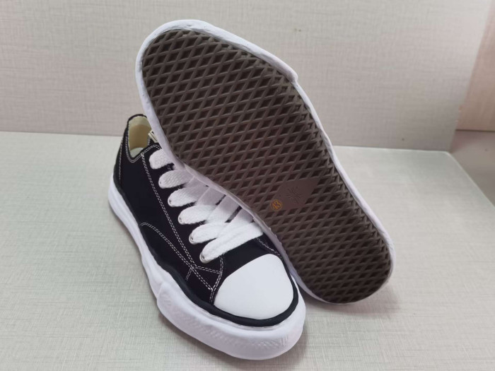Maison Mihara Yasuhiro Peterson OG Sole Canvas Low A01FW702-BLK